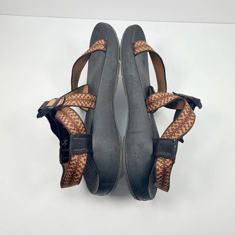 Chaco Mens 10 Z1 Classic Athletic Sandals Brown Geometric Vibram Sole Classic